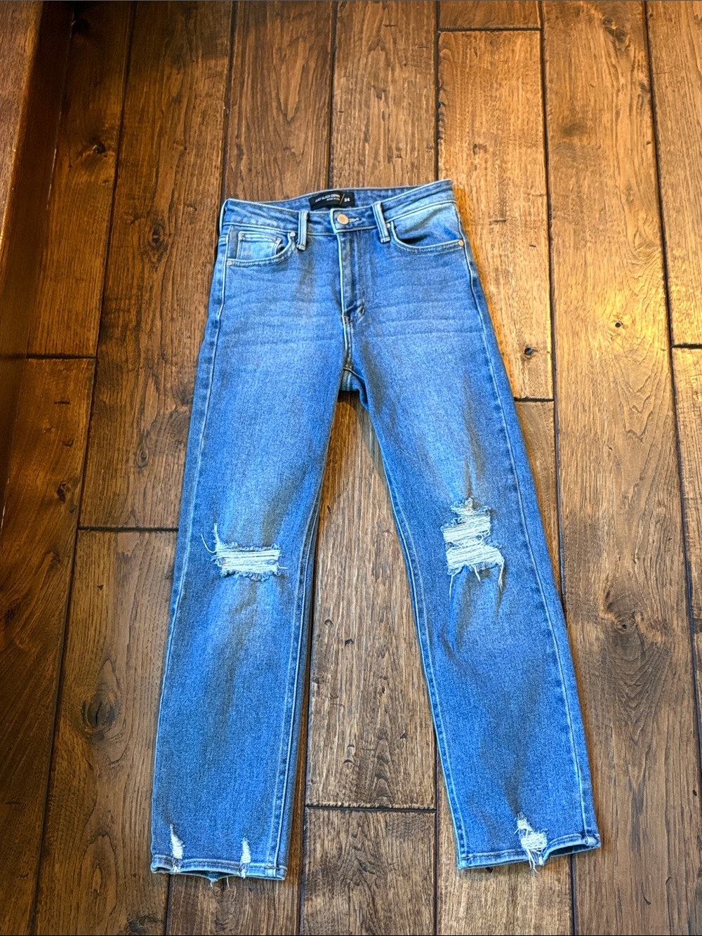 Just Black Classic Blue Distressed Ankle Jeans